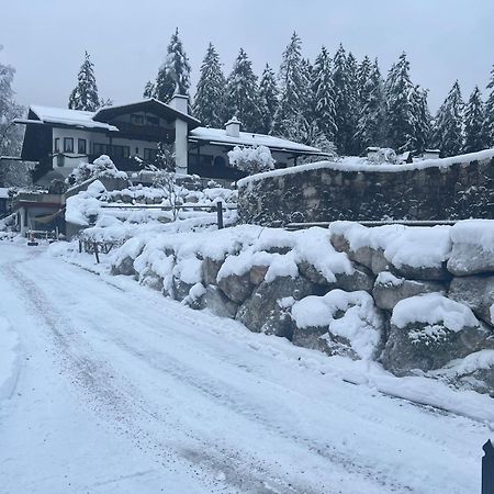 Alpenchalet Zum Jeremia 그라이나우 외부 사진