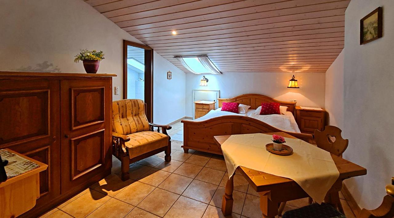 Alpenchalet Zum Jeremia 그라이나우 외부 사진
